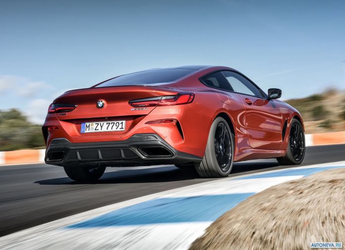 2019 BMW 8-series Coupe - фотография 124 из 240 2019 BMW 8-series Coupe - фотография 124 из 240