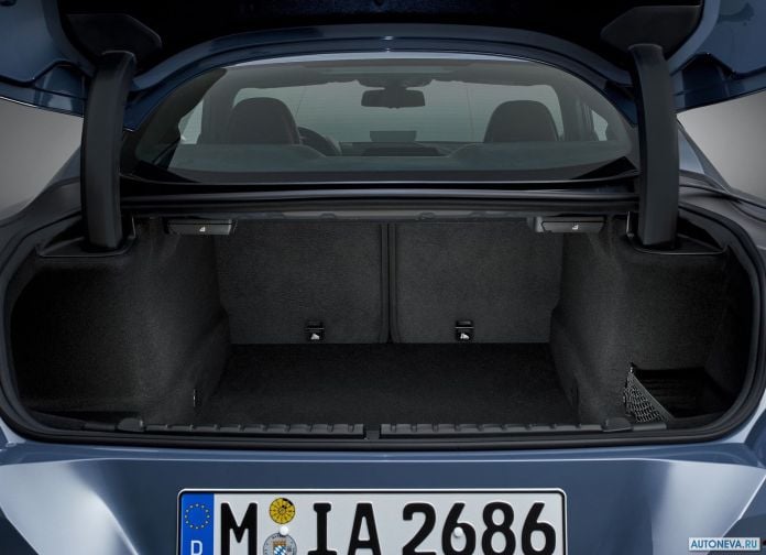 2019 BMW 8-series Coupe - фотография 201 из 240 2019 BMW 8-series Coupe - фотография 201 из 240