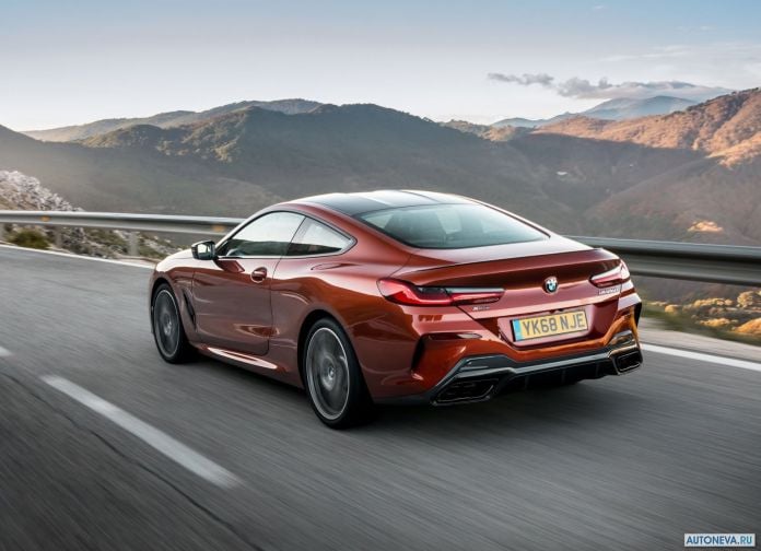2019 BMW 8-series Coupe UK-version - фотография 30 из 70
