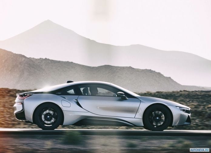 2019 BMW i8 Coupe - фотография 9 из 25 2019 BMW i8 Coupe - фотография 9 из 25