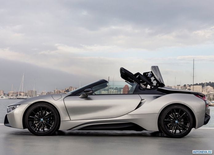 2019 BMW i8 Roadster - фотография 58 из 214