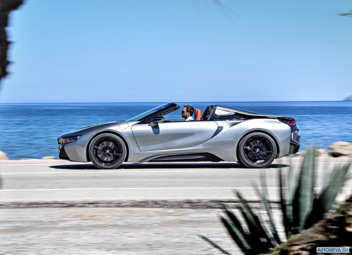 2019 BMW i8 Roadster - фотография 74 из 214