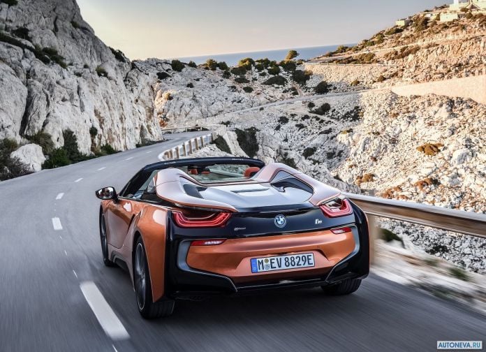 2019 BMW i8 Roadster - фотография 97 из 214 2019 BMW i8 Roadster - фотография 97 из 214