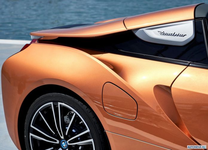 2019 BMW i8 Roadster - фотография 189 из 214 2019 BMW i8 Roadster - фотография 189 из 214
