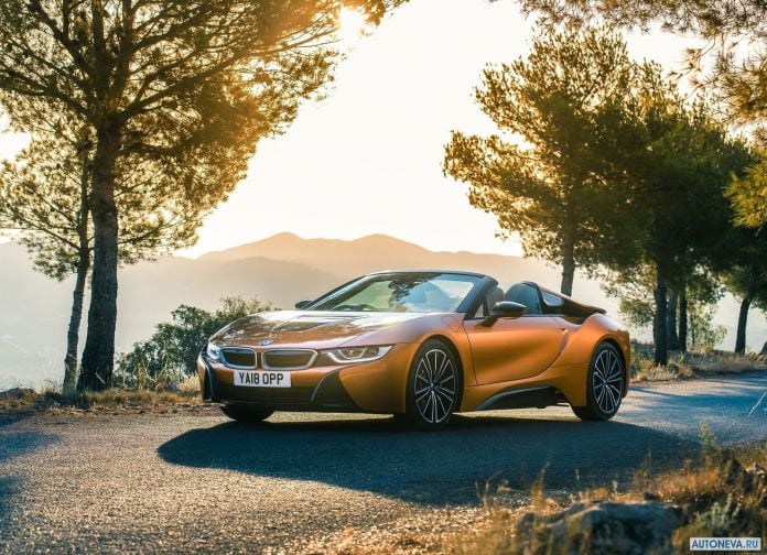 2019 BMW i8 Roadster UK version - фотография 6 из 60 2019 BMW i8 Roadster UK version - фотография 6 из 60