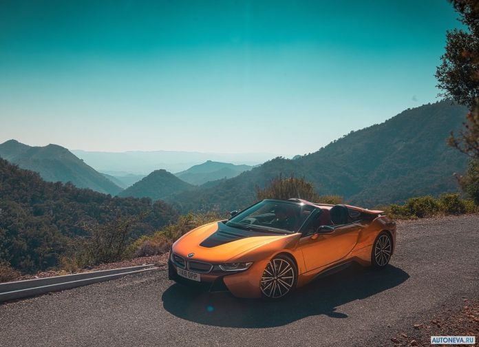 2019 BMW i8 Roadster UK version - фотография 7 из 60 2019 BMW i8 Roadster UK version - фотография 7 из 60