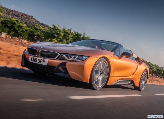 2019 BMW i8 Roadster UK version - фотография 11 из 60 2019 BMW i8 Roadster UK version - фотография 11 из 60