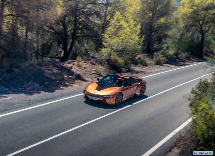 2019 BMW i8 Roadster UK version - фотография 13 из 60 2019 BMW i8 Roadster UK version - фотография 13 из 60