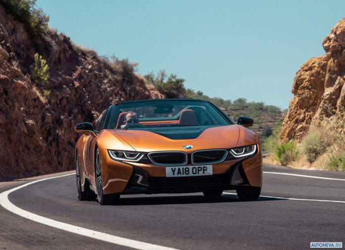 2019 BMW i8 Roadster UK version - фотография 15 из 60 2019 BMW i8 Roadster UK version - фотография 15 из 60