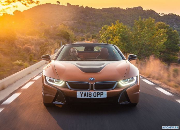 2019 BMW i8 Roadster UK version - фотография 31 из 60 2019 BMW i8 Roadster UK version - фотография 31 из 60