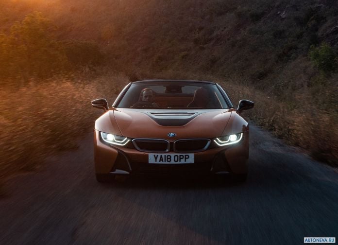 2019 BMW i8 Roadster UK version - фотография 34 из 60 2019 BMW i8 Roadster UK version - фотография 34 из 60