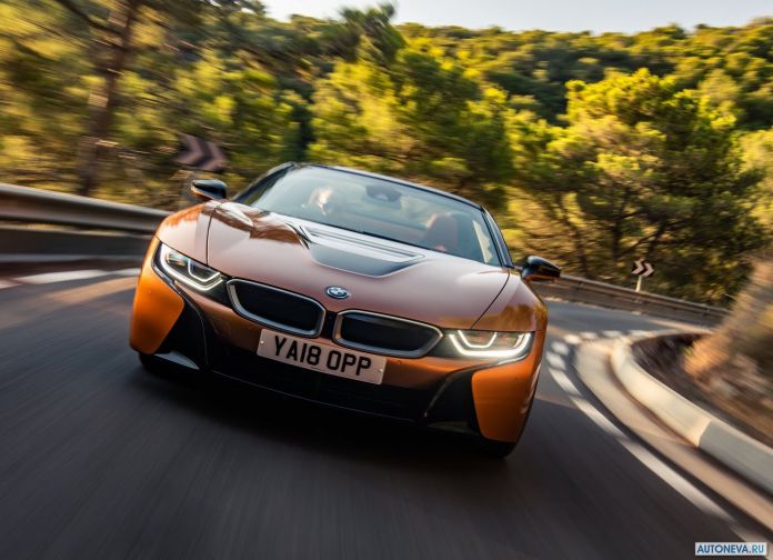 2019 BMW i8 Roadster UK version - фотография 36 из 60