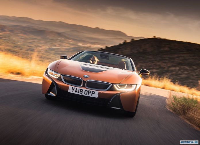 2019 BMW i8 Roadster UK version - фотография 39 из 60 2019 BMW i8 Roadster UK version - фотография 39 из 60