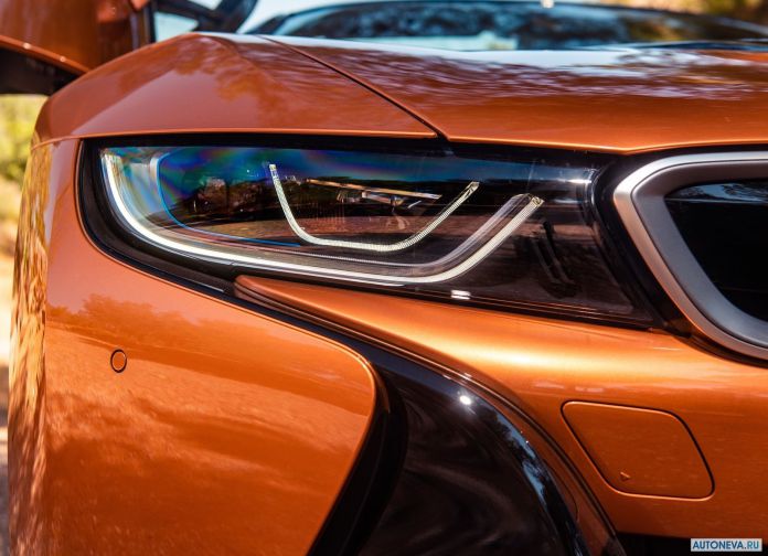 2019 BMW i8 Roadster UK version - фотография 51 из 60 2019 BMW i8 Roadster UK version - фотография 51 из 60