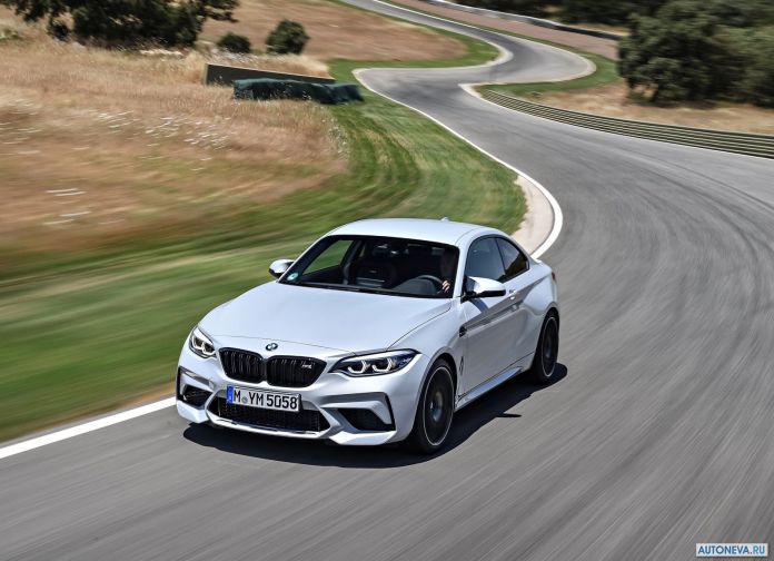 2019 BMW M2 Competition - фотография 21 из 154 2019 BMW M2 Competition - фотография 21 из 154