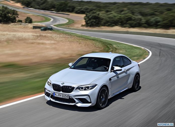 2019 BMW M2 Competition - фотография 22 из 154 2019 BMW M2 Competition - фотография 22 из 154
