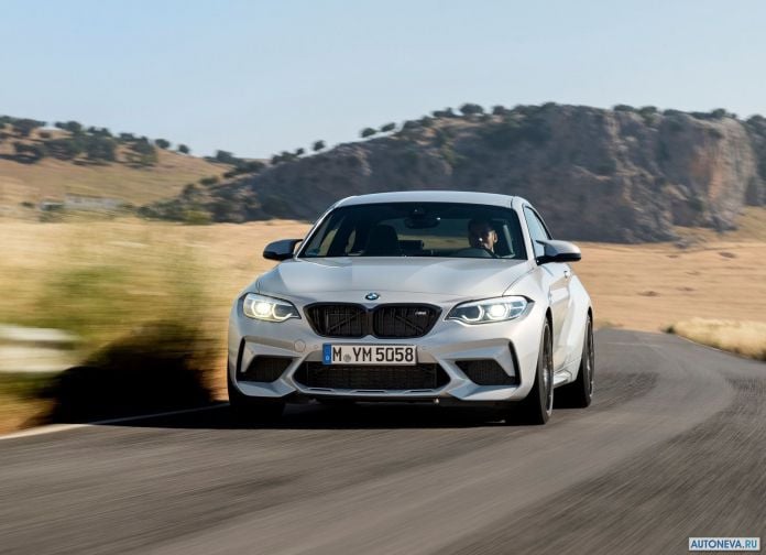 2019 BMW M2 Competition - фотография 27 из 154 2019 BMW M2 Competition - фотография 27 из 154