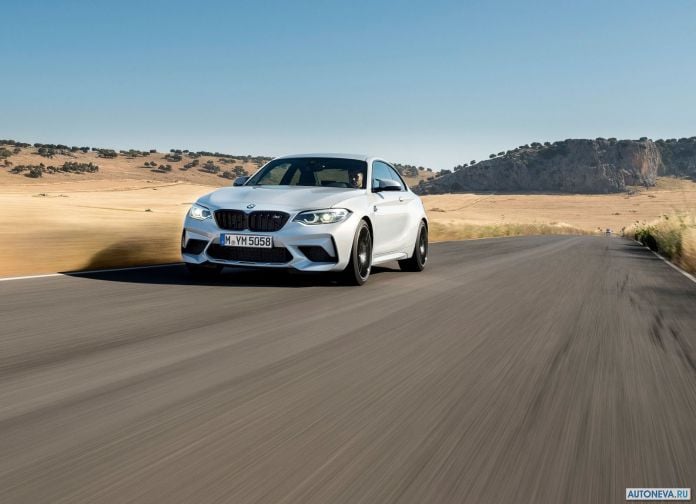 2019 BMW M2 Competition - фотография 32 из 154 2019 BMW M2 Competition - фотография 32 из 154