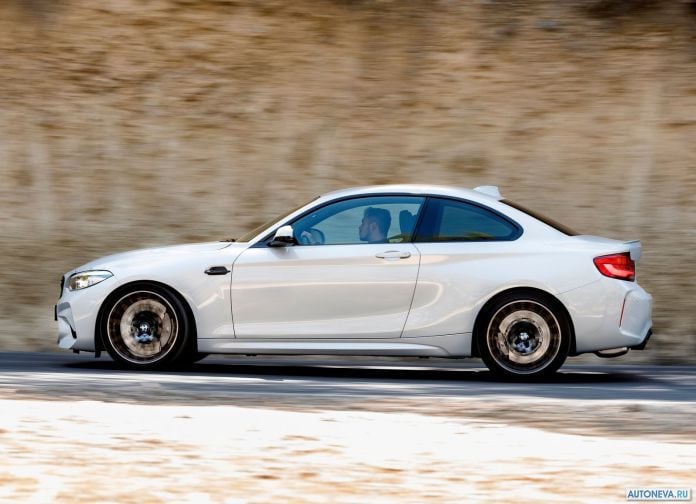 2019 BMW M2 Competition - фотография 73 из 154