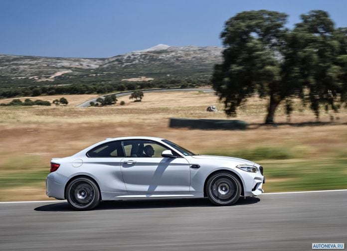 2019 BMW M2 Competition - фотография 79 из 154 2019 BMW M2 Competition - фотография 79 из 154