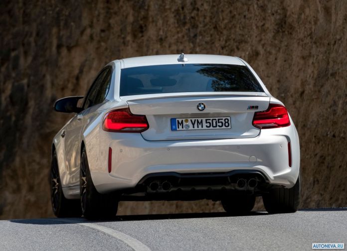 2019 BMW M2 Competition - фотография 89 из 154 2019 BMW M2 Competition - фотография 89 из 154