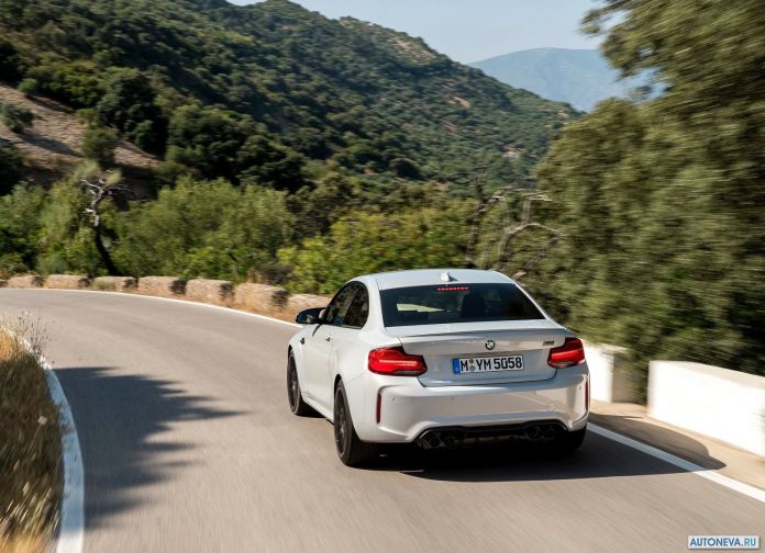 2019 BMW M2 Competition - фотография 93 из 154 2019 BMW M2 Competition - фотография 93 из 154