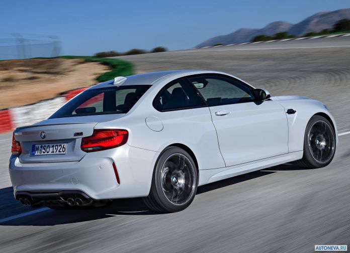 2019 BMW M2 Competition - фотография 97 из 154 2019 BMW M2 Competition - фотография 97 из 154