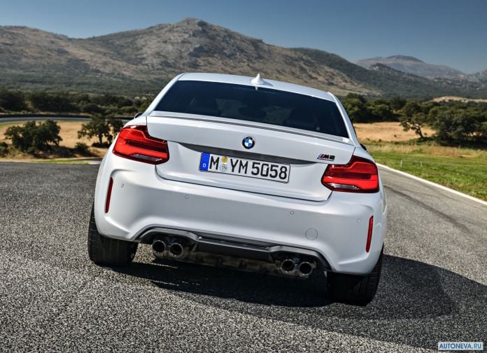 2019 BMW M2 Competition - фотография 105 из 154