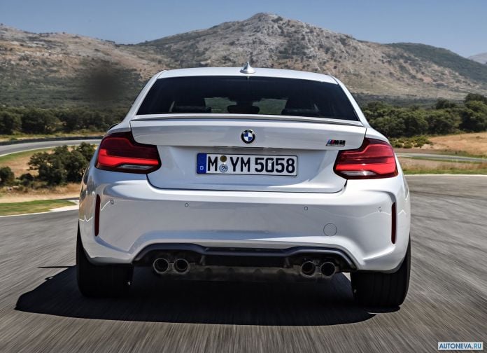 2019 BMW M2 Competition - фотография 106 из 154