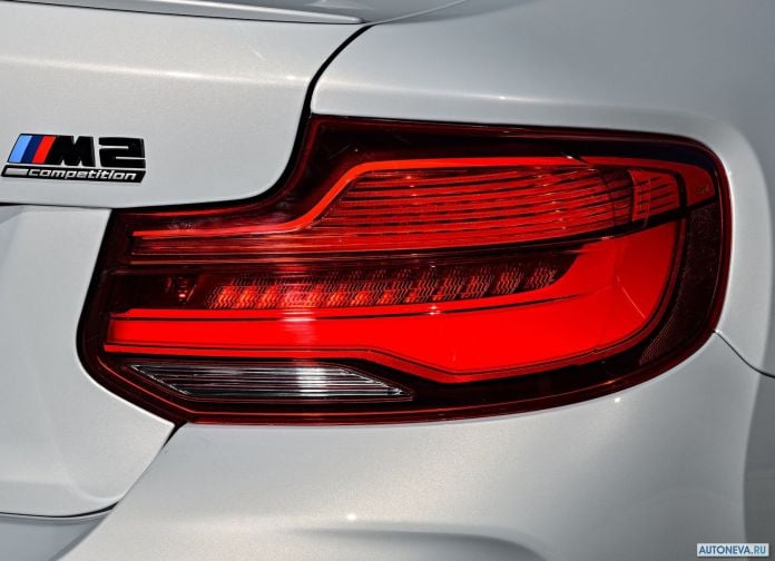 2019 BMW M2 Competition - фотография 135 из 154