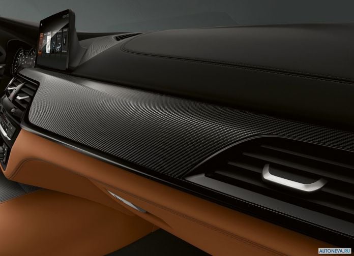 2019 BMW M5 Competition - фотография 120 из 148