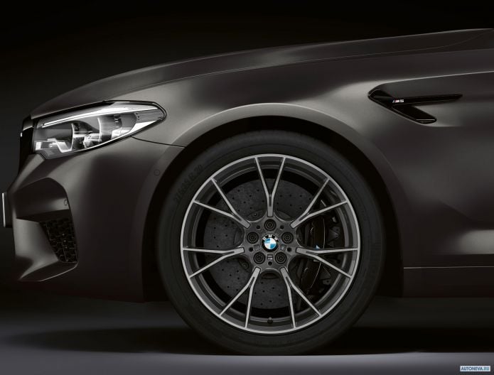 2019 BMW M5 Edition 35 - фотография 14 из 14 2019 BMW M5 Edition 35 - фотография 14 из 14