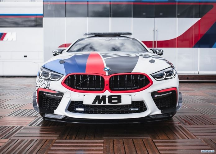 2019 BMW M8 MotoGP Safety Car - фотография 1 из 19