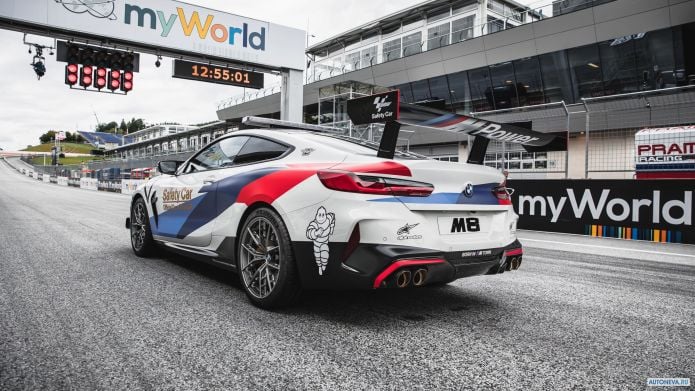2019 BMW M8 MotoGP Safety Car - фотография 7 из 19 2019 BMW M8 MotoGP Safety Car - фотография 7 из 19