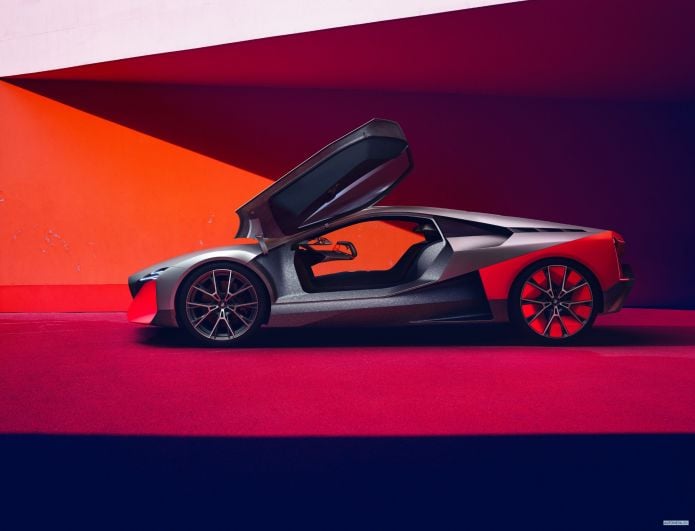 2019 BMW Vision M Next Concept - фотография 6 из 30