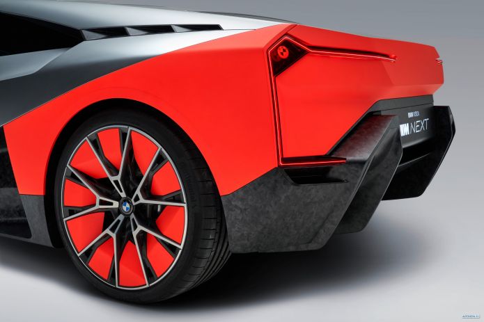 2019 BMW Vision M Next Concept - фотография 29 из 30