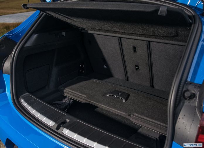 2019 BMW X2 UK-version - фотография 67 из 84 2019 BMW X2 UK-version - фотография 67 из 84