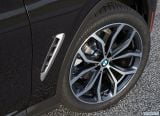 bmw_2019_x4_092.jpg