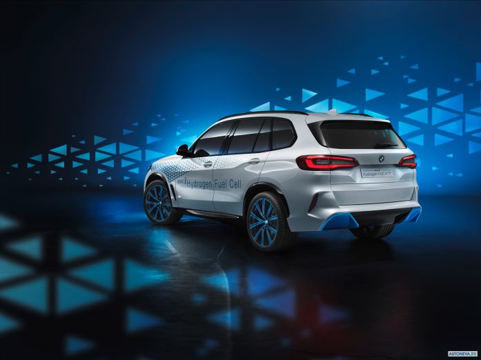 2019 BMW X5 i Hydrogen Next Concept - фотография 3 из 7