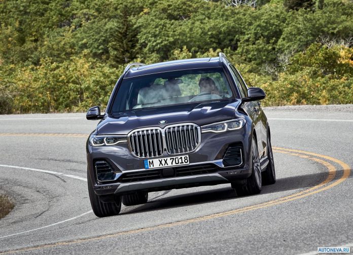 2019 BMW X7 - фотография 9 из 102