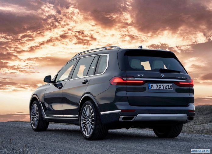 2019 BMW X7 - фотография 12 из 102