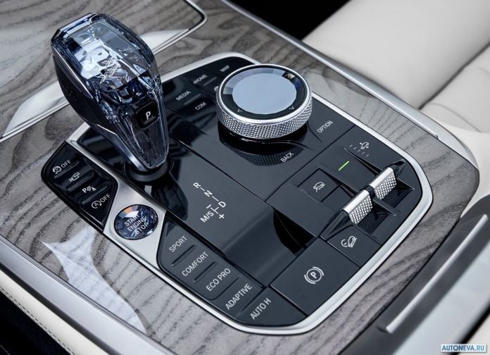 2019 BMW X7 - фотография 54 из 102 2019 BMW X7 - фотография 54 из 102