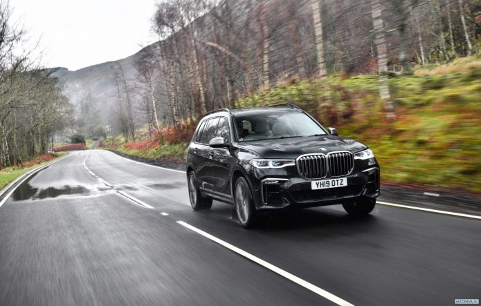 2019 BMW X7 M50d UK - фотография 1 из 36