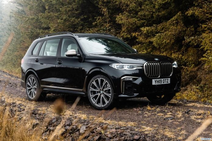 2019 BMW X7 M50d UK - фотография 13 из 36