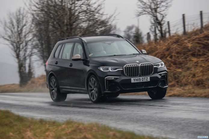 2019 BMW X7 M50d UK - фотография 14 из 36 2019 BMW X7 M50d UK - фотография 14 из 36