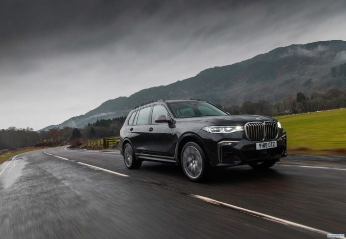 2019 BMW X7 M50d UK - фотография 17 из 36