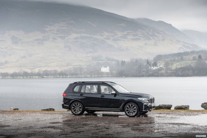 2019 BMW X7 M50d UK - фотография 20 из 36