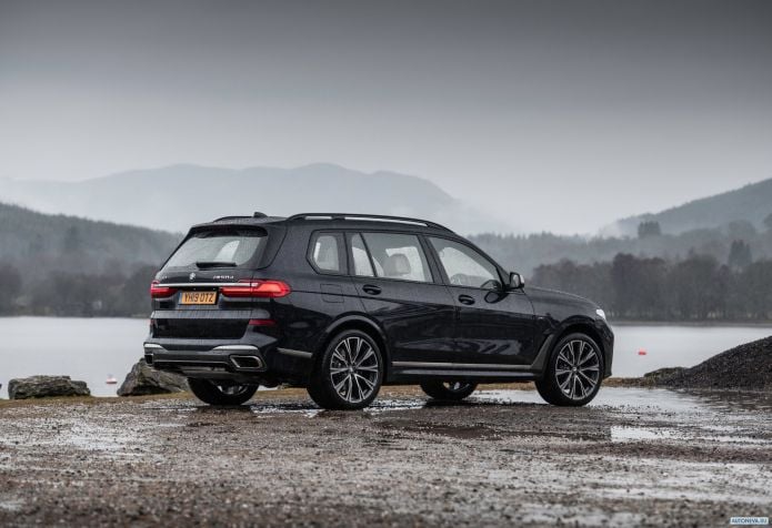 2019 BMW X7 M50d UK - фотография 26 из 36