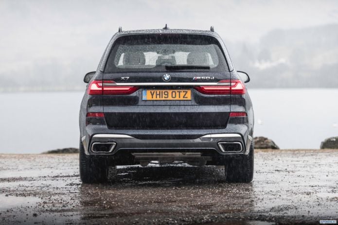 2019 BMW X7 M50d UK - фотография 28 из 36 2019 BMW X7 M50d UK - фотография 28 из 36