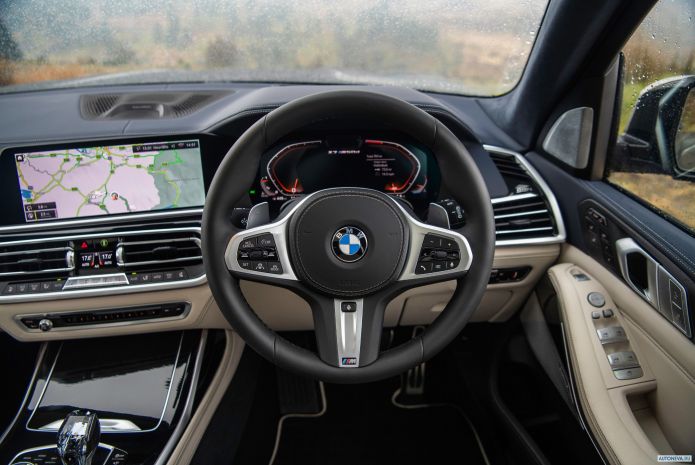 2019 BMW X7 M50d UK - фотография 30 из 36